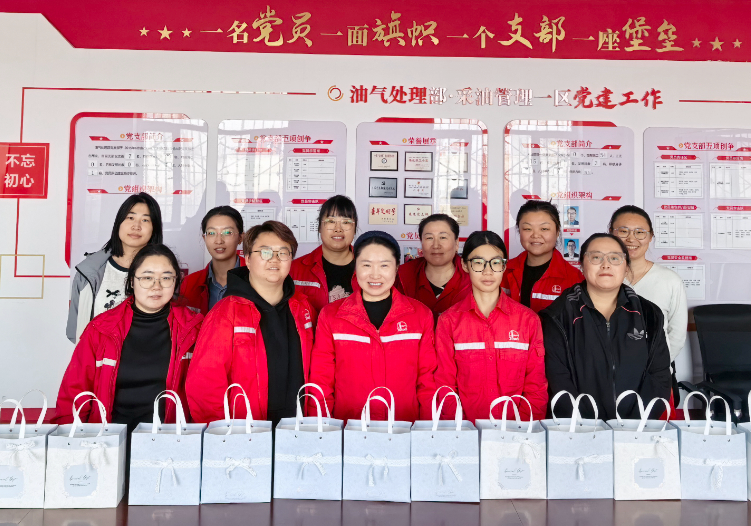 075bff89672cb9dc2a17528a845f7fd7.png 075bff89672cb9dc2a17528a845f7fd7.png